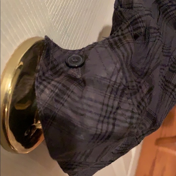 Rock & Republic blue/gray plaid shirt with rivets - Picture 4 of 8